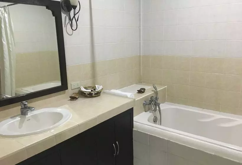 ホテル Lubi Resort Santander