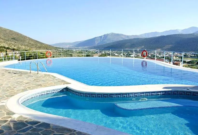 هتل Marathon Palace