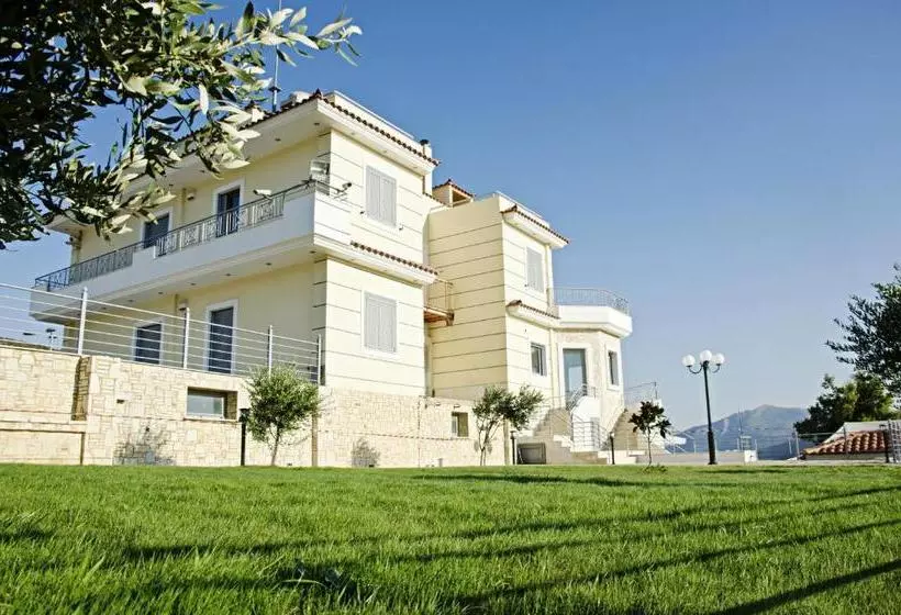 هتل Marathon Palace