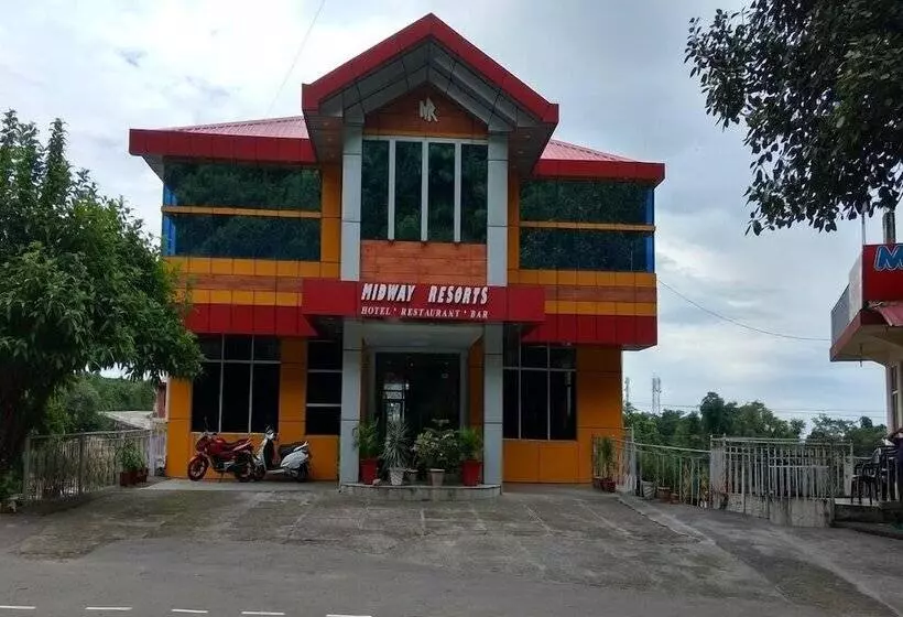 هتل Midway Resort