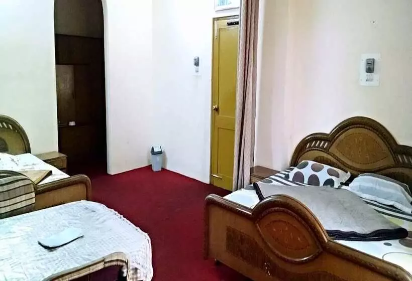 هتل Midway Resort