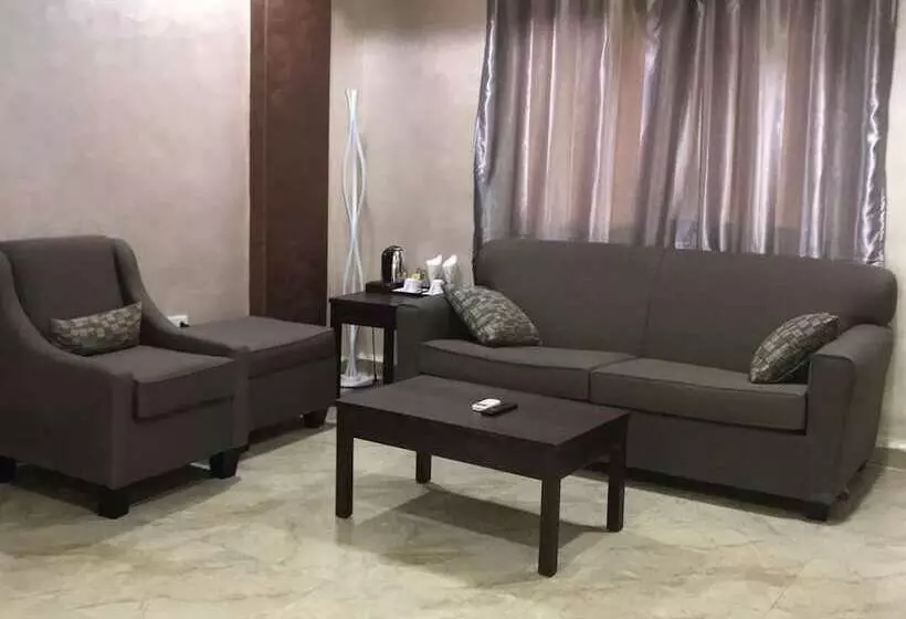 هتل Millennium Guest House & Suites