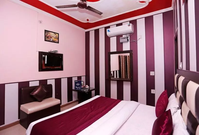 Super Hotel O Mehfil