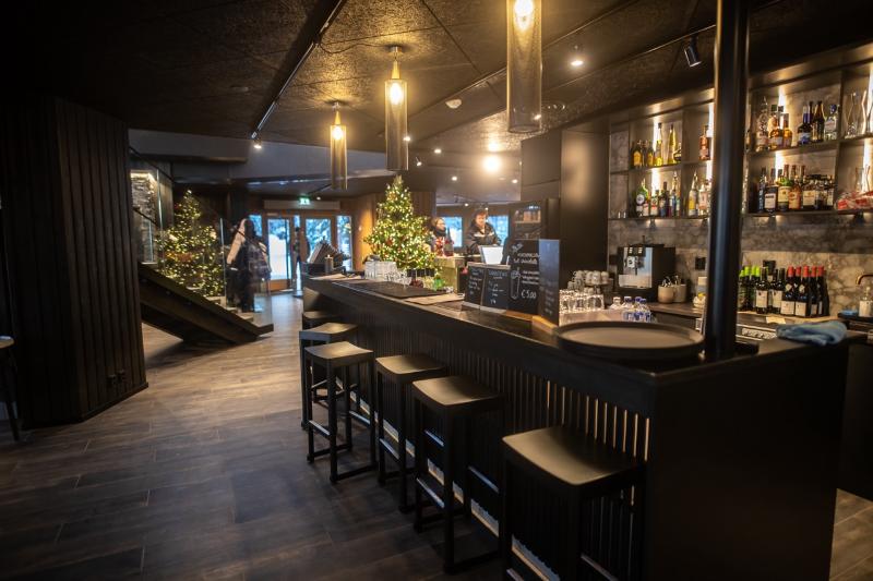 Отель Northern Lights Village Pyhä