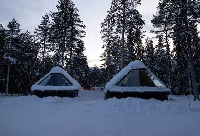 ホテル Northern Lights Village Pyhä