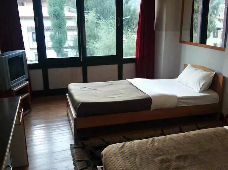 هتل Sonam Trophel Inn