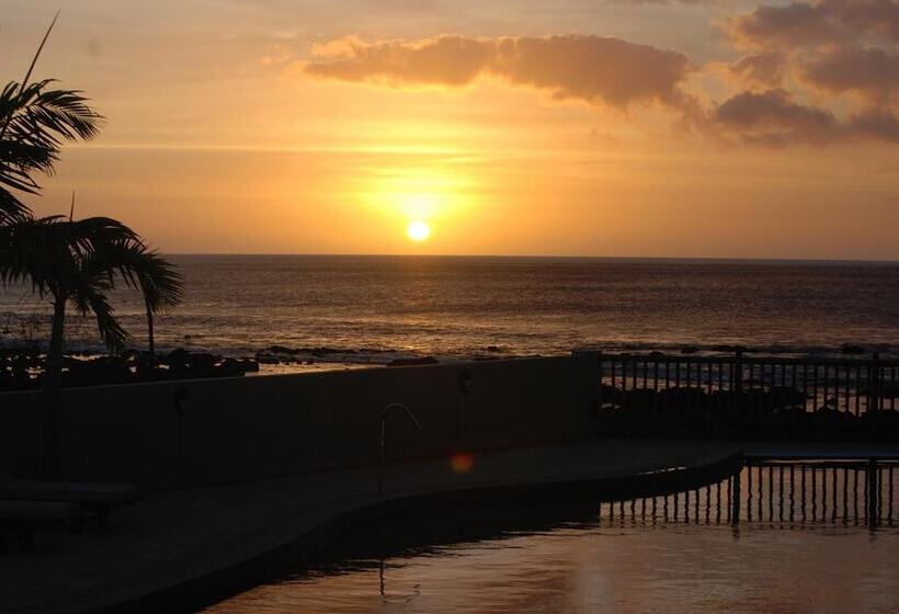 Hotel Sunset Reef Resort & Spa