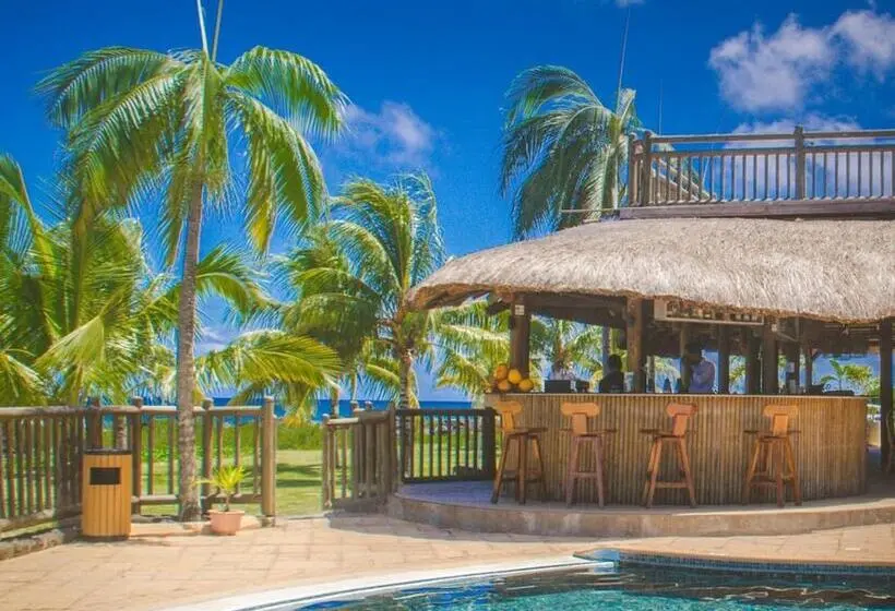 هتل Sunset Reef Resort & Spa