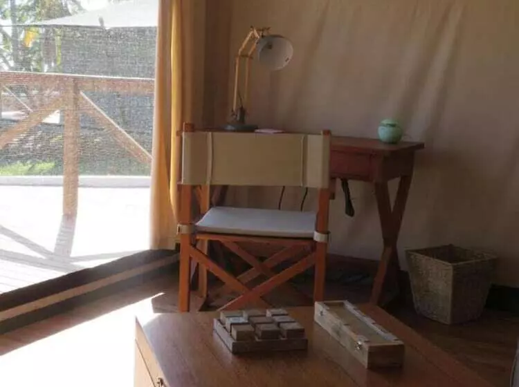 هتل Vertigo Lodge De Estaurio