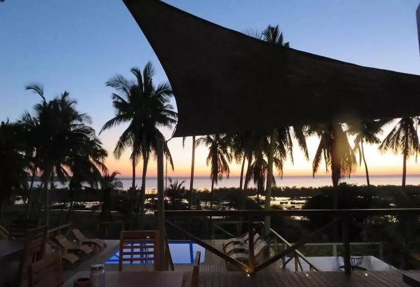 هتل Vertigo Lodge De Estaurio