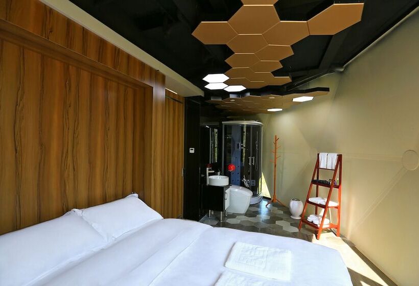 リゾートホテル Planet Zero Retreat