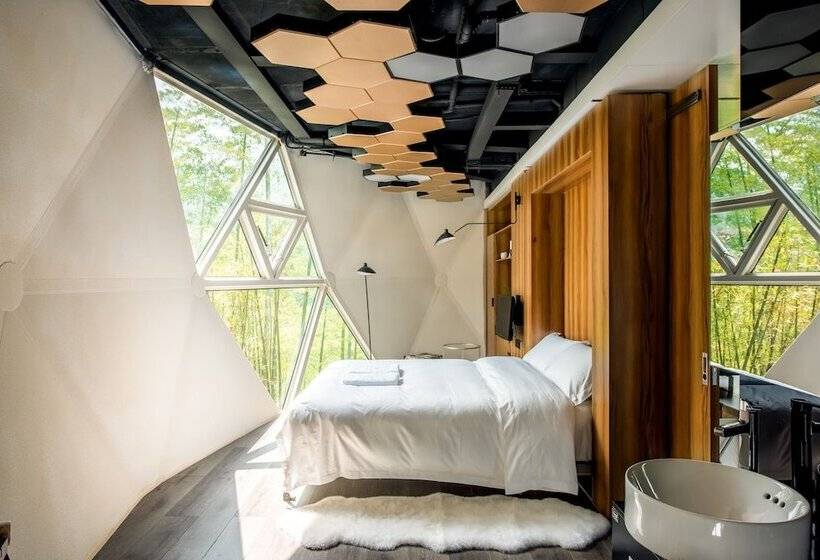 リゾートホテル Planet Zero Retreat