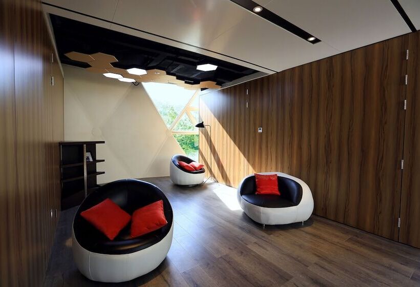 リゾートホテル Planet Zero Retreat