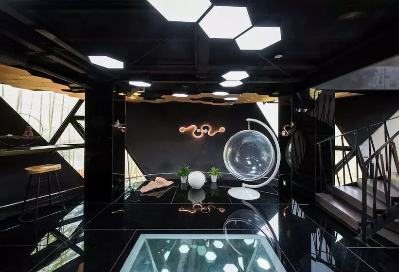 リゾートホテル Planet Zero Retreat