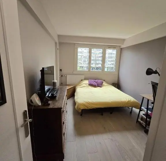 ベッドアンドブレックファースト Chambre D Hôtes Paris La Défense Arena