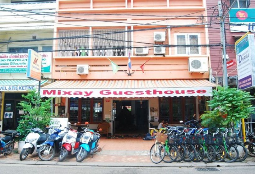 Alberg Mixay Guesthouse