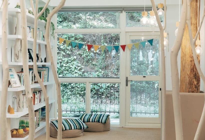 تختخواب و صبحانه Reindeer Miaoli Green Wave