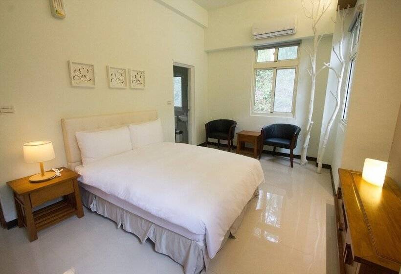 تختخواب و صبحانه Reindeer Miaoli Green Wave