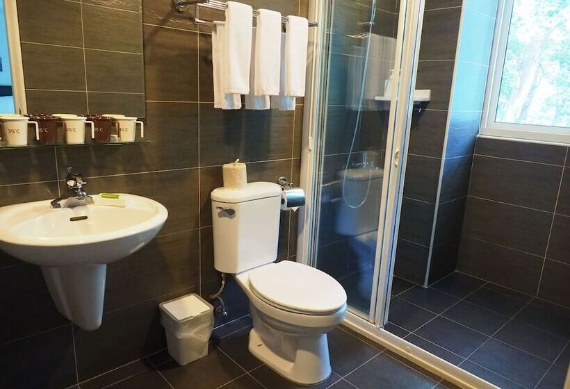 تختخواب و صبحانه Reindeer Miaoli Green Wave