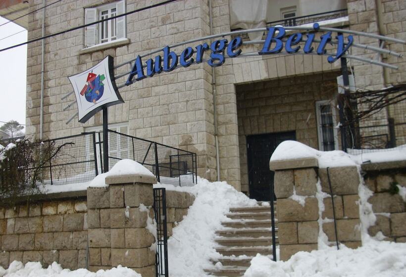 Hostel Auberge Beity