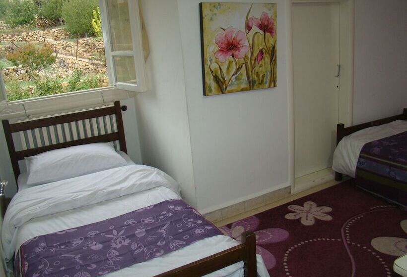 Hostel Auberge Beity