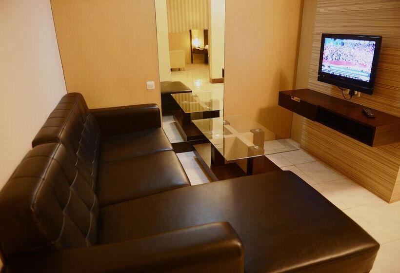 בית מלון כפרי 88 Diponegorojember By Wh