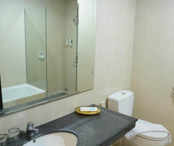 בית מלון כפרי 88 Diponegorojember By Wh