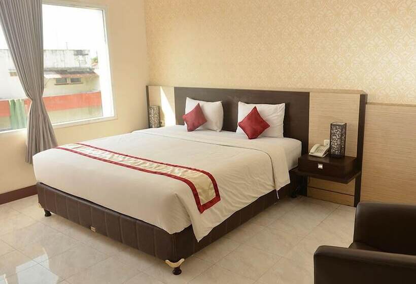 בית מלון כפרי 88 Diponegorojember By Wh