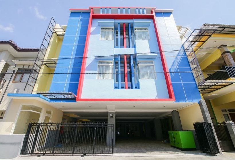 Hotelli Airy Lowokwaru Candi Mendut Barat 37 Malang