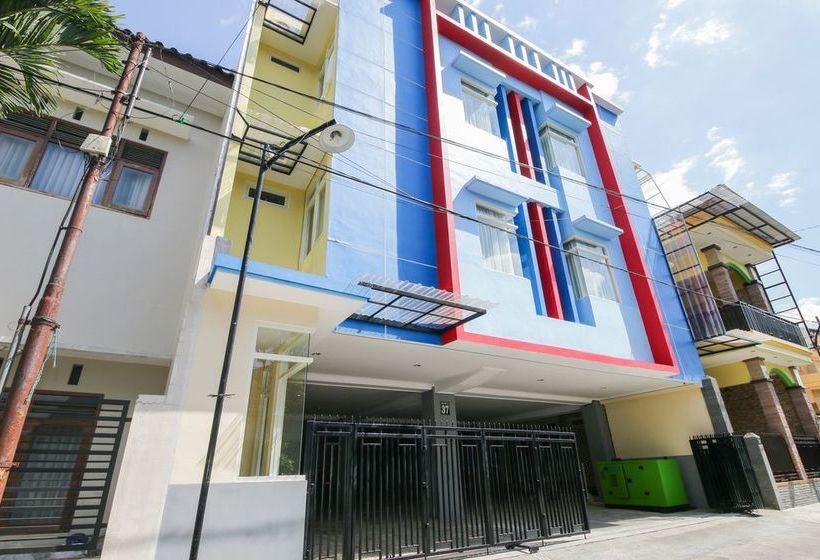 Hotelli Airy Lowokwaru Candi Mendut Barat 37 Malang