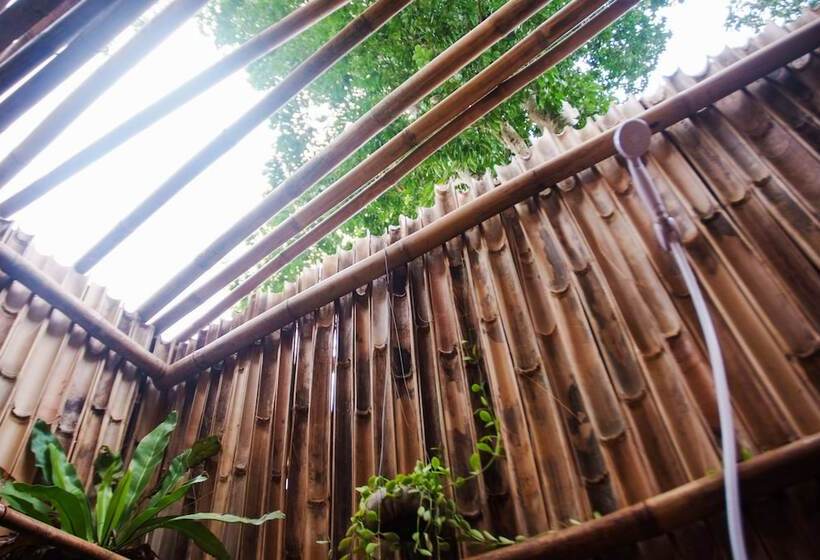 Отель Lipe Camping Zone & Bungalows