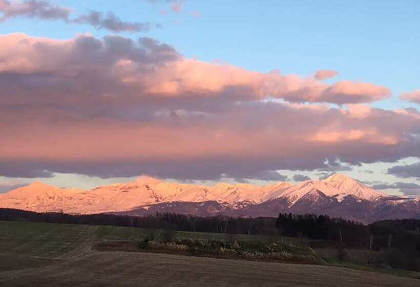 فندق Pension Landscape Furano