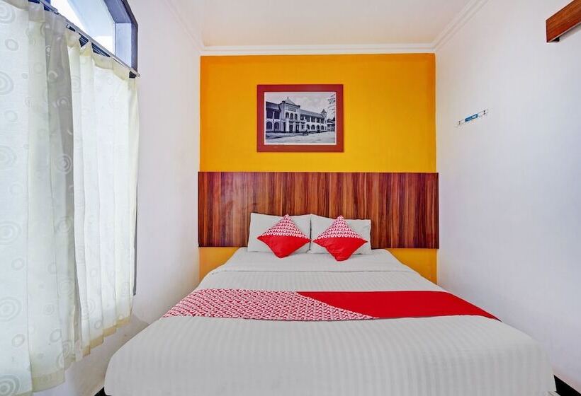 فندق Reddoorz Near Mall Ciputra 2