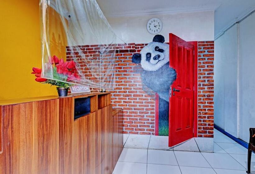 فندق Reddoorz Near Mall Ciputra 2