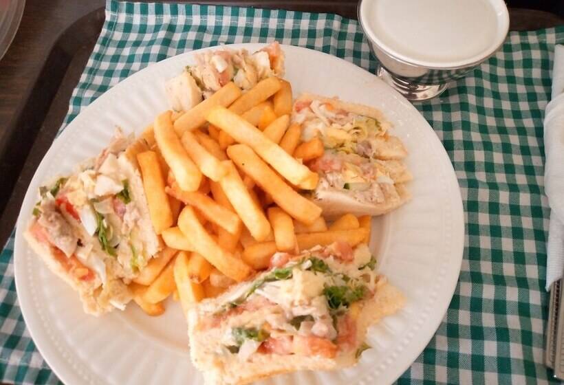 בית מלון כפרי Sam S Cottage