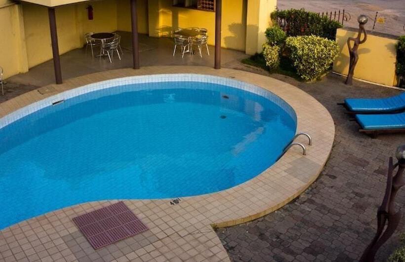 בית מלון כפרי Sam S Cottage