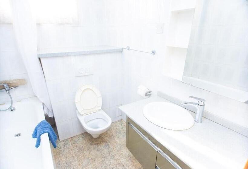 בית מלון כפרי Sam S Cottage