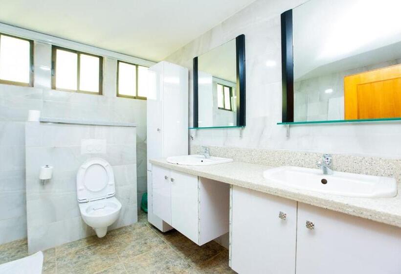 בית מלון כפרי Sam S Cottage