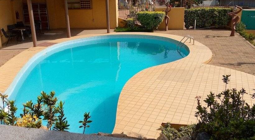 בית מלון כפרי Sam S Cottage