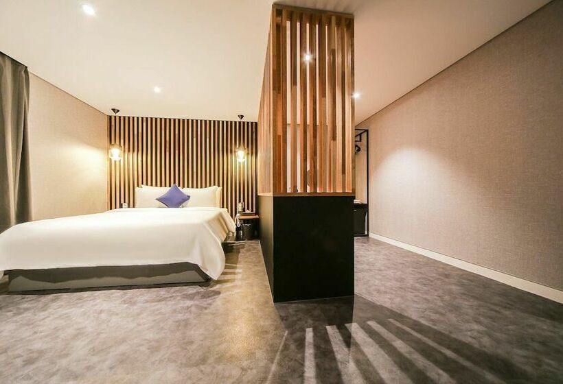 בית מלון כפרי U