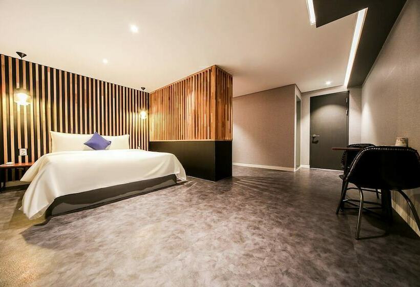 בית מלון כפרי U