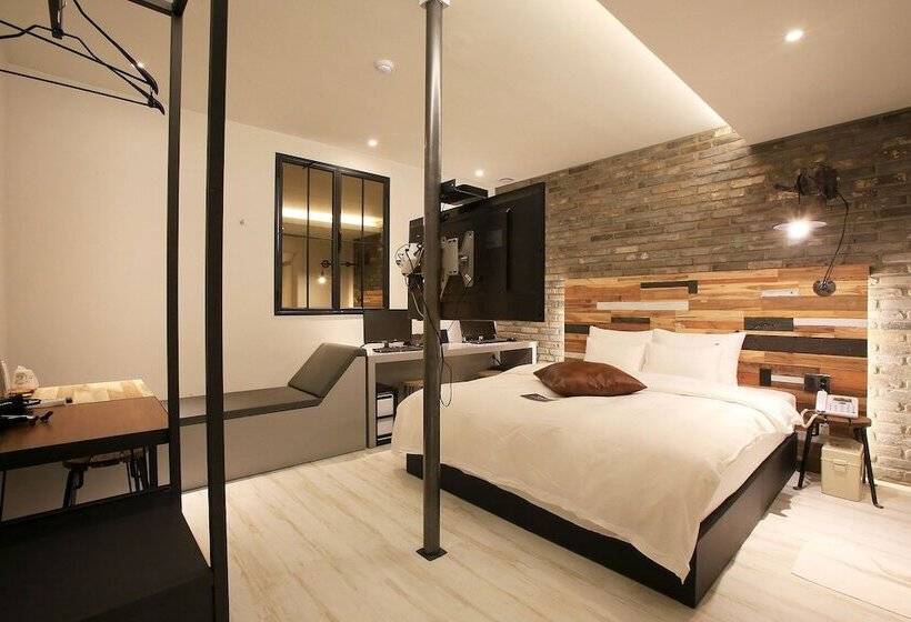 בית מלון כפרי Yaja Siheung Jeongwang Branch