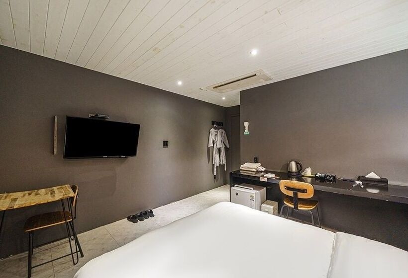 בית מלון כפרי Yaja Siheung Jeongwang Branch