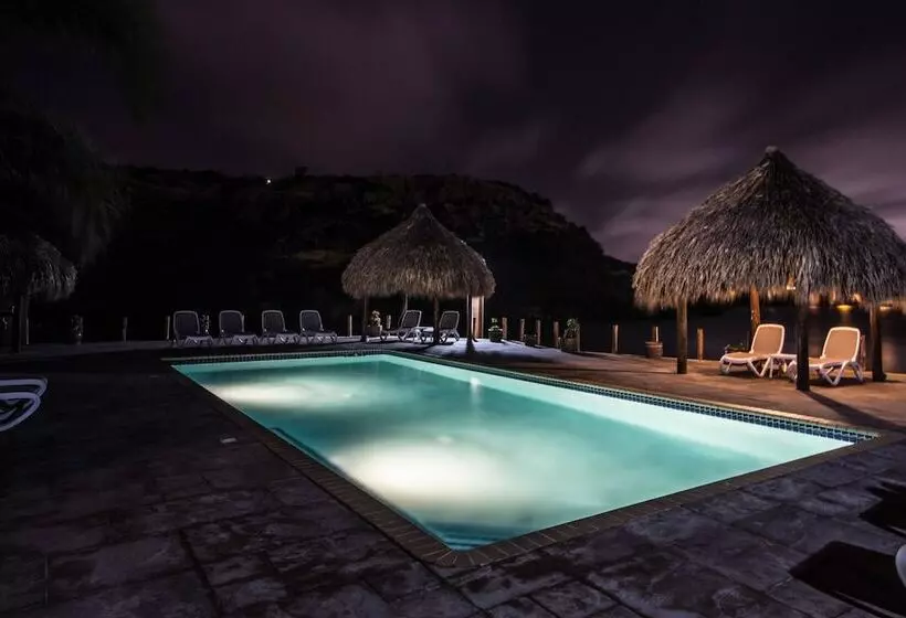 Palapa Beach Resort