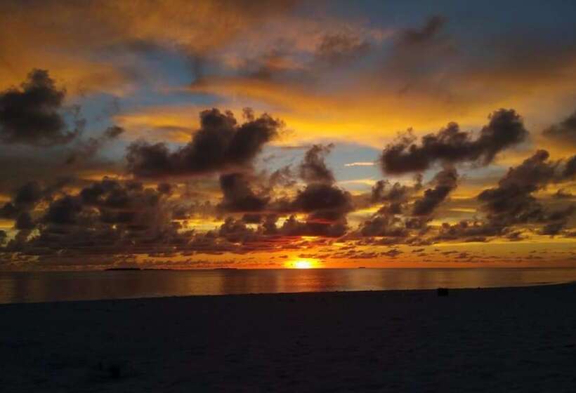 پانسیون Athiri Inn