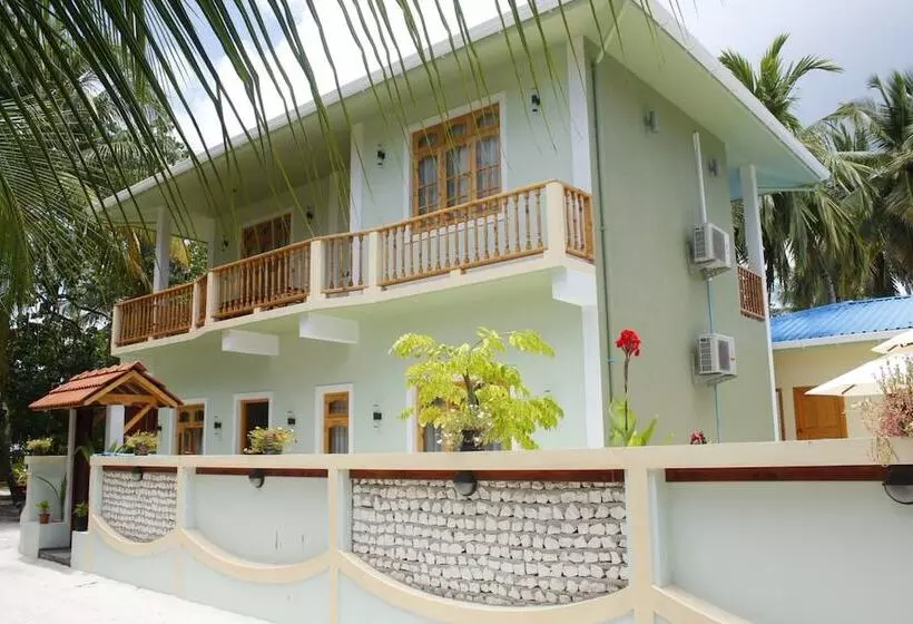 پانسیون Athiri Inn