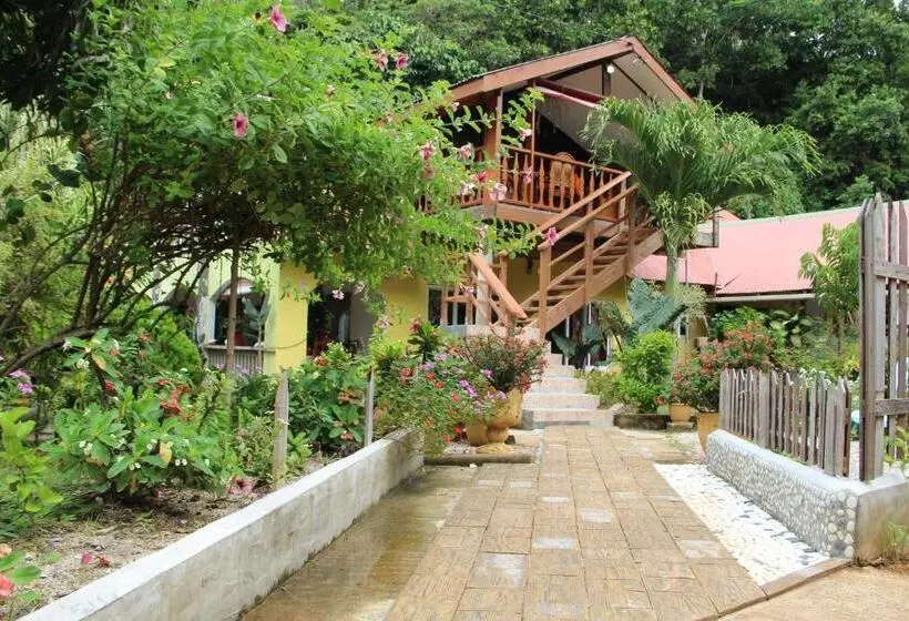 پانسیون Belle Des Iles