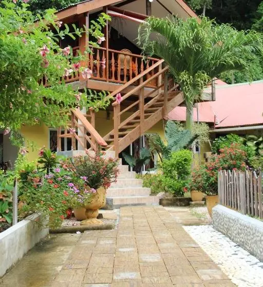 پانسیون Belle Des Iles