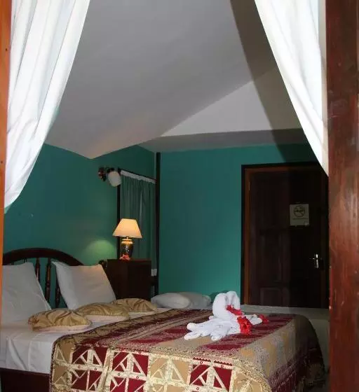 پانسیون Belle Des Iles