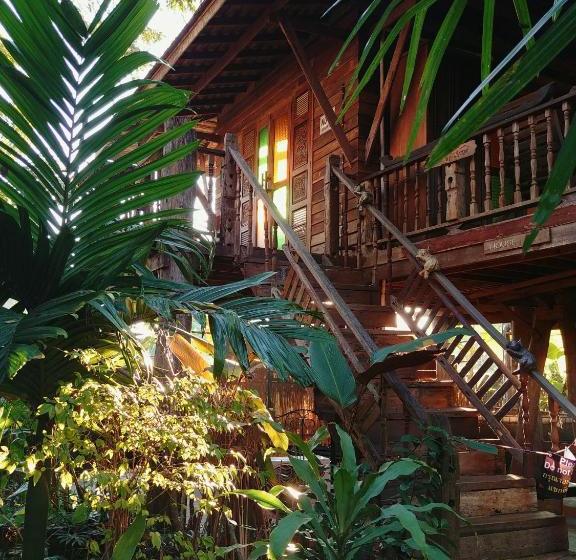 펜션 Kad Sala Lanna Cultural Homestay